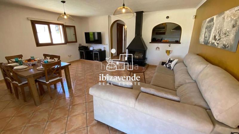 Foto c09c4313-7a69-4bf6-a07a-69bdbeb77f23. Xalet amb calefacció aparcament piscina a Santa Eulària des riu Santa Eulària