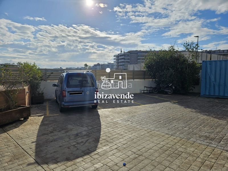 Foto 10c4b417-45ee-433d-9e27-2e5ece916c45. Lloguer aparcament cotxe a Marina Botafoc-Talamanca Ibiza