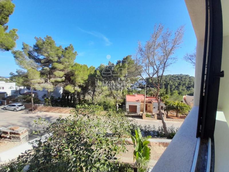 Foto a09df557-87fe-4cae-97b7-820b214e3d43. Chalet mit heizung parking pool in Santa Eulària des riu Santa Eulària