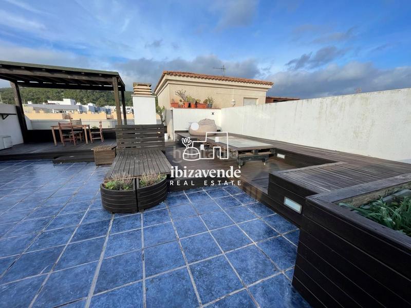 Foto e9553a36-d814-4046-837b-2de2b1e264fb. Affitto attico con parcheggio in Santa Eulària des riu Santa Eulària