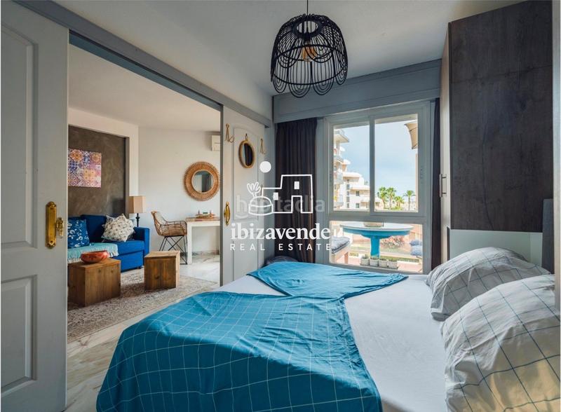 Foto 8a5cc14e-2ce1-433e-91ef-7b05597a869f. Miete zweistöckige wohnung mit heizung pool in Marina Botafoc-Talamanca Ibiza