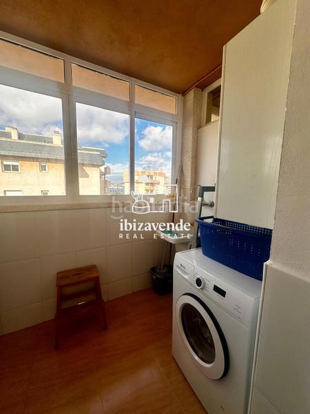 Foto 648eb7e9-fb53-45e3-9684-bc265efea2db. Rent flat with parking in S´Eixample-Can Misses Ibiza
