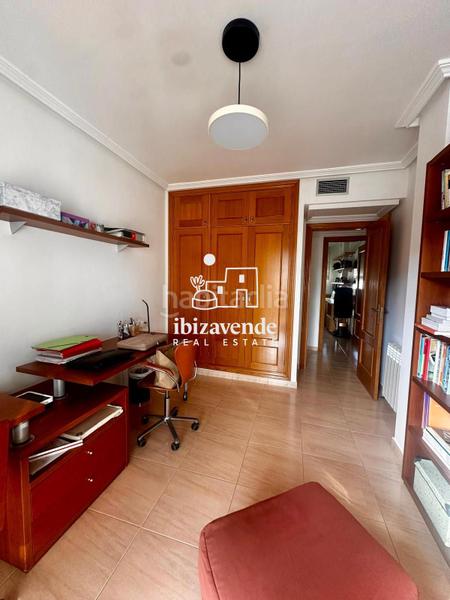 Foto ba728042-bf0f-4a0b-9278-a5ddcfdb1719. Rent flat with parking in S´Eixample-Can Misses Ibiza