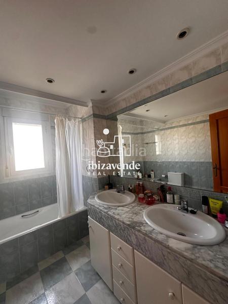 Foto e53f6060-8666-43c9-9ddd-3471c2226646. Rent flat with parking in S´Eixample-Can Misses Ibiza