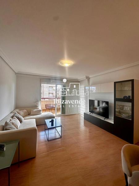 Foto e57f1c30-aa38-4827-9a3c-25a1c7bc241e. Rent flat with parking in S´Eixample-Can Misses Ibiza