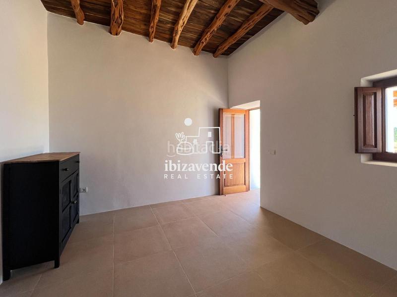 Foto f63f3f39-08dc-4a3a-9dbf-89e5eaf9996a. Affitto casa con riscaldamento parcheggio in Sant Carles Santa Eulària