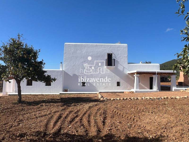 Foto 3506dd0d-6178-4dbe-aaf6-6c74223ffbd5. Lloguer casa amb calefacció aparcament a Sant Carles Santa Eulària