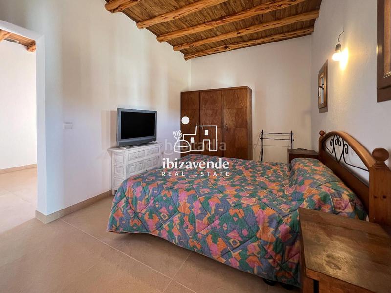 Foto a6e7ef02-9640-4615-8029-b1c9cfb7e481. Lloguer casa amb calefacció aparcament a Sant Carles Santa Eulària