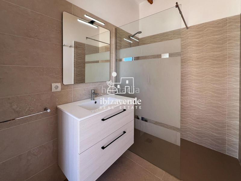 Foto 5b275139-5230-418d-87c5-cdce50fa256d. Location maison avec chauffage parking dans Sant Carles Santa Eulària