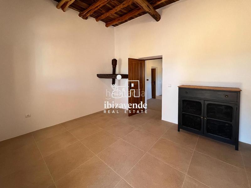 Foto 266ab013-0f46-4ac6-b836-13c90921adf5. Rent house with heating parking in Sant Carles Santa Eulària