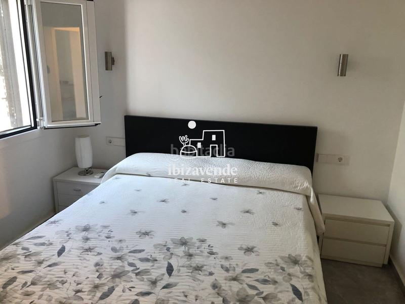 Foto cfd59c67-35b5-455e-9bfe-1018a26231a5. Alquiler piso precioso piso en una tranquila urbanización en siesta en Santa Eulària