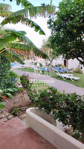 Foto f52ec1d6-ac16-419e-b075-d5899a599b81. Lloguer pis amb piscina a Santa Eulària des riu Santa Eulària