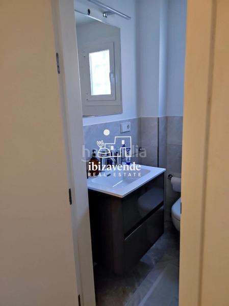 Foto b3d9cb52-fcbd-4149-b802-5a0f6808c5eb. Location appartement avec piscine dans Santa Eulària des riu Santa Eulària