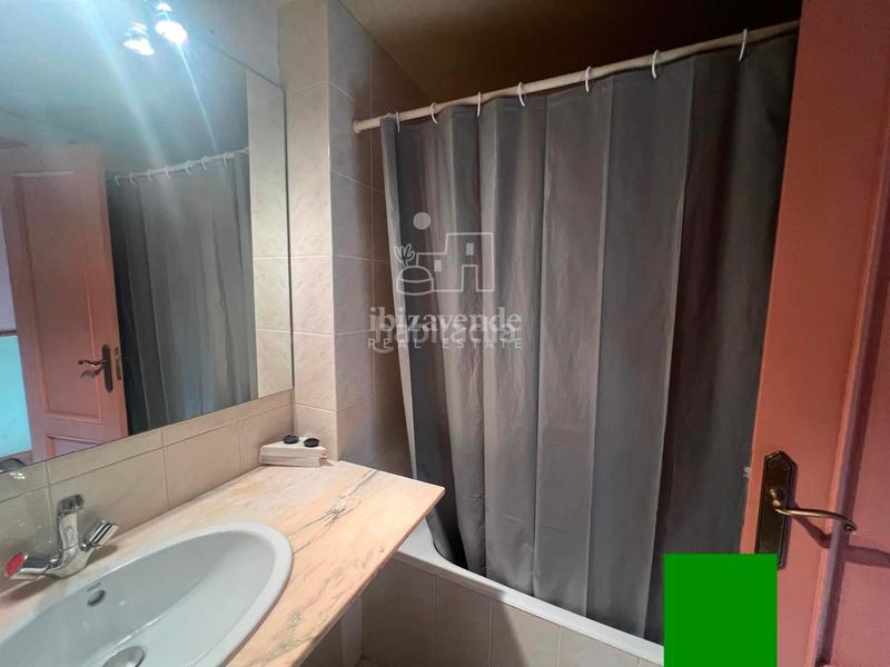 Foto 8c8baed5-9746-4001-9784-f842ea371715. Rent flat with heating parking in S´Eixample-Can Misses Ibiza