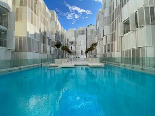 Location Appartement  De la barra. Bajo moderno con jardín privado en marina botafoch
