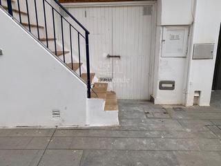 Lloguer Local Comercial  De enmig. Fantástica tienda en la marina, en el antiguo puerto pesquero