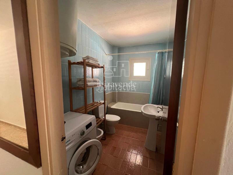 Foto 751358d1-d947-41e5-902d-ad6497e0cb03. Location appartement avec parking dans Sant Carles Santa Eulària