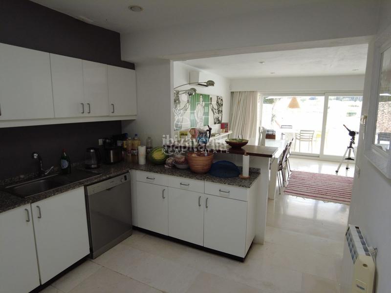 Foto 3c7e1e70-e327-4b5d-8370-cfac57730a70. Alquiler casa Roca Llisa, preciosa casa con piscina privada en el golf, anual menos agosto. en Santa Eulària