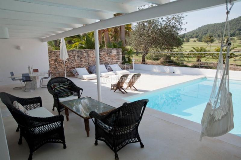 Foto 49907b85-6347-4cef-ba16-7513d62499a5. Alquiler casa Roca Llisa, preciosa casa con piscina privada en el golf, anual menos agosto. en Santa Eulària