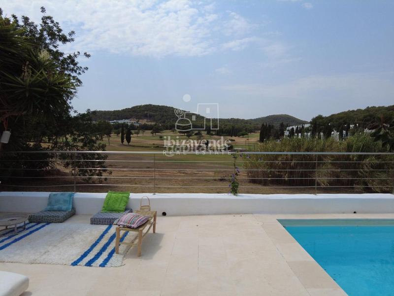 Foto a250b36d-58b6-4d0e-a4ed-8c48defd55ef. Alquiler casa Roca Llisa, preciosa casa con piscina privada en el golf, anual menos agosto. en Santa Eulària