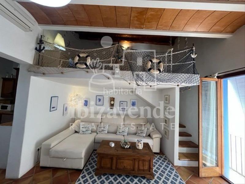 Foto 73283c71-3a18-420e-a28b-34069ed2b71d. Location duplex dans Dalt Vila-La Marina Ibiza