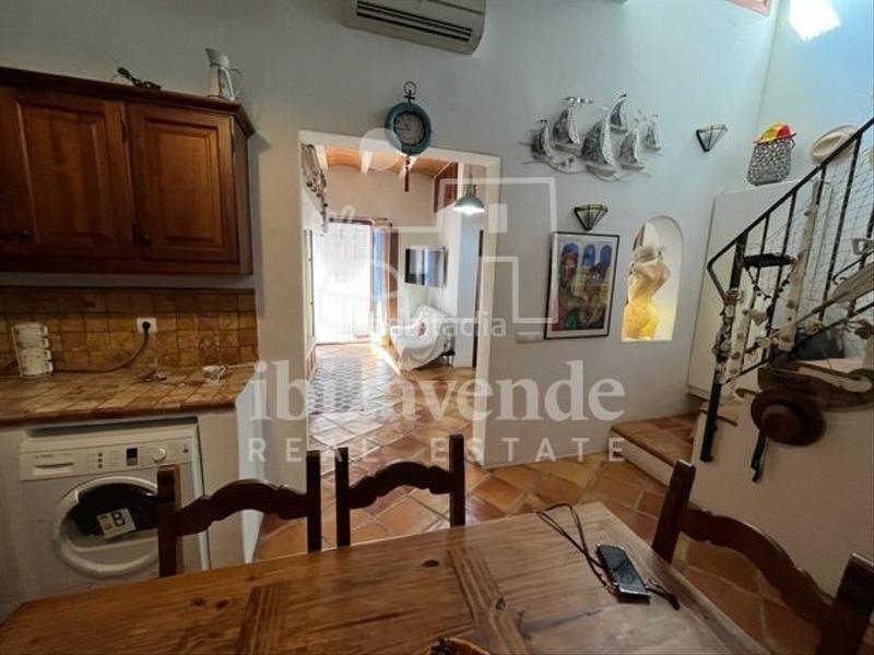 Foto d8cbfeef-8885-429f-a125-a951539db861. Location duplex dans Dalt Vila-La Marina Ibiza