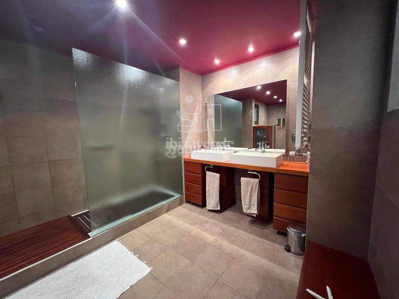 Foto 2fcd6660-0080-4d5a-a710-47d55b9dc2c7. Piso impresionante piso en botafoc en Marina Botafoc-Talamanca Ibiza