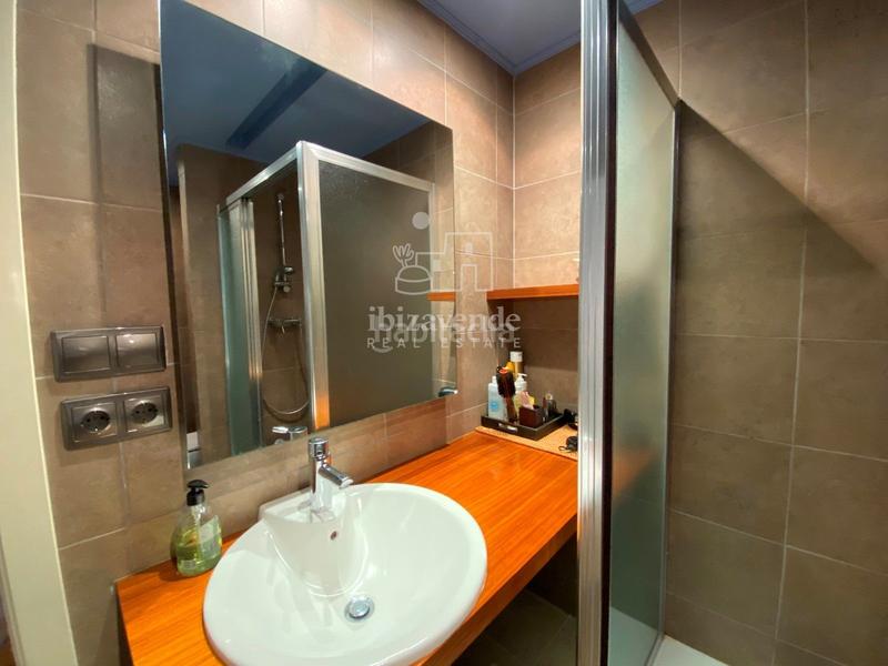 Foto 57ef15f4-5c33-49d7-9b87-291ee216cf9e. Piso impresionante piso en botafoc en Marina Botafoc-Talamanca Ibiza