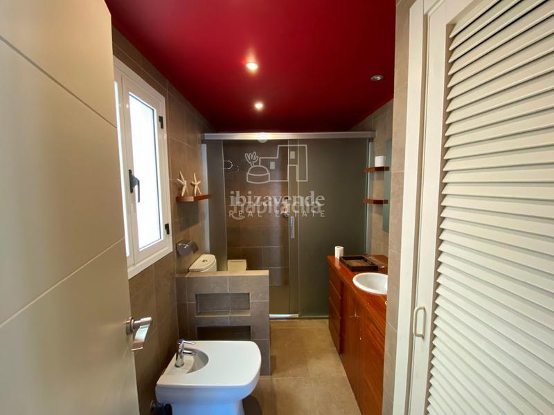 Foto b35c3ca9-05ff-4056-a7cc-d99ab0aa4f25. Piso impresionante piso en botafoc en Marina Botafoc-Talamanca Ibiza