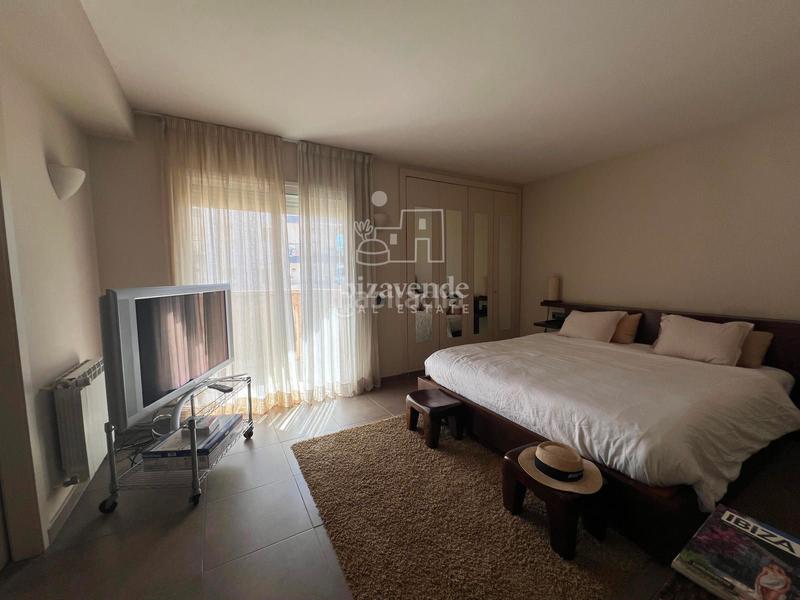 Foto eda70ebb-1f51-42f9-872c-3d3d26c76403. Piso impresionante piso en botafoc en Marina Botafoc-Talamanca Ibiza