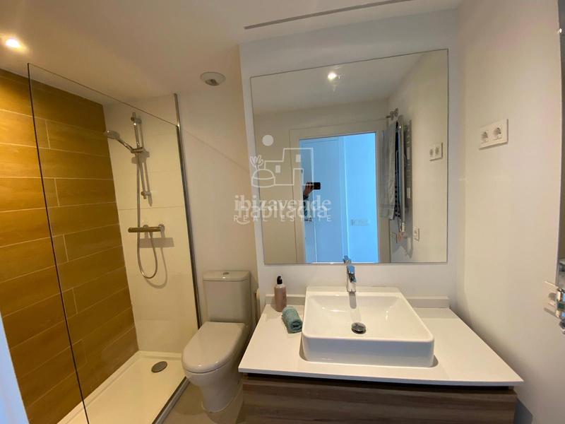 Foto b025a363-e569-4c49-b49c-bd29a27df186. Affitto appartamento con riscaldamento parcheggio piscina in Ibiza