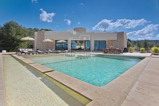 Rent Chalet  N/a. Espectacular villa con licencia turística en san agustín
