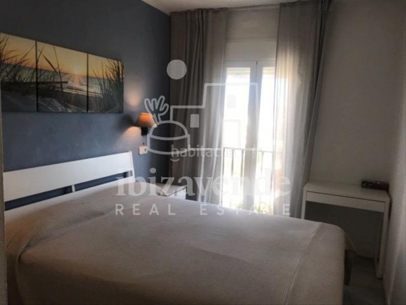 Foto e0574c96-f710-47e9-bb5b-93d684a284ca. Lloguer pis amb calefacció aparcament piscina a Marina Botafoc-Talamanca Ibiza