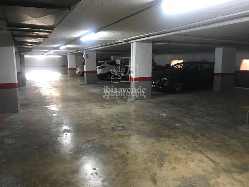 Foto 6280f21f-3e64-4483-8ea7-4b42b389a101. Miete etagenwohnung mit heizung parking pool in Marina Botafoc-Talamanca Ibiza