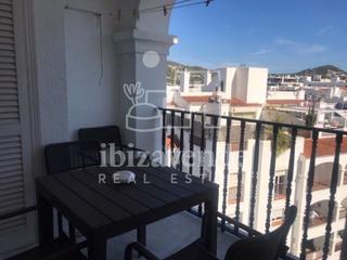 Rent Flat  8 de agosto. Bonito piso en edificio girasoles 3 dormitorios en botafoc.