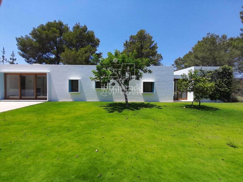 Foto 02f9f681-3d06-4f2d-9712-cbedfac3d490. Xalet amb calefacció aparcament piscina a Santa Gertrudis Santa Eulària