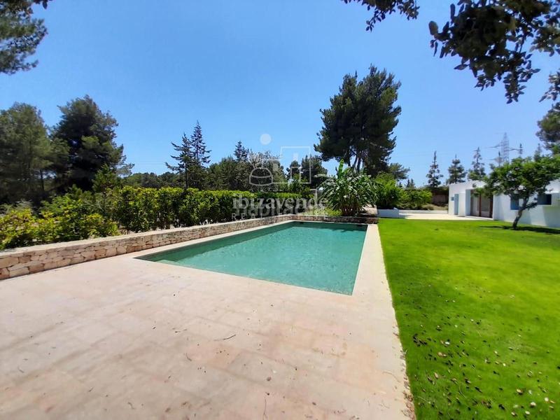 Foto 56266e55-7f5c-43af-9be2-3244e3815f83. Xalet amb calefacció aparcament piscina a Santa Gertrudis Santa Eulària