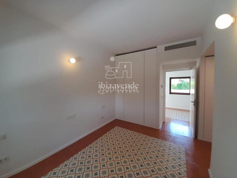 Foto b990cc7a-ff1d-487b-8d87-d73799f0b6c1. Xalet amb calefacció aparcament piscina a Santa Gertrudis Santa Eulària