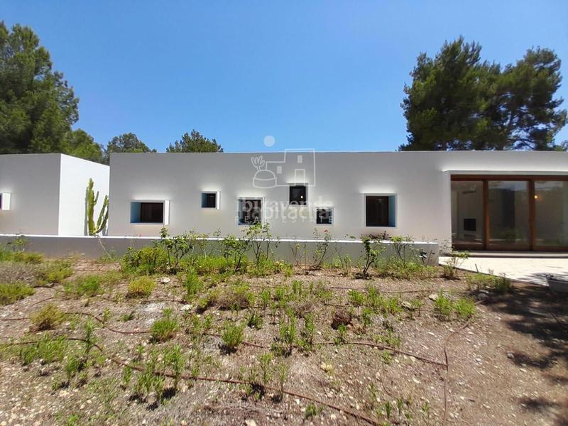 Foto df13623b-9331-4553-a913-19807a56df3c. Xalet amb calefacció aparcament piscina a Santa Gertrudis Santa Eulària