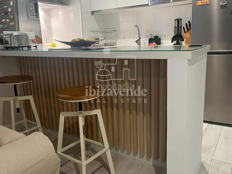 Foto ab060d6a-45a6-46f7-9394-0134b3f0e053. Rent flat with heating pool in Ses Figueretes - Platja d'en Bossa - Cas Serres Ibiza