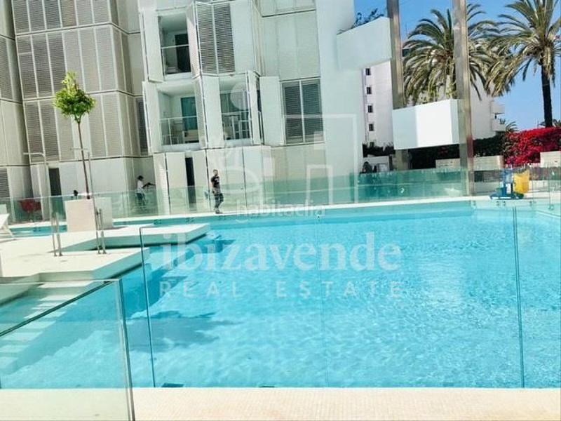 Foto b160b571-00f0-4e84-996d-fd8369b886b0. Piso apartamento con amplia terraza, botafoch. en Ibiza