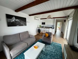 Affitto Appartamento  Carrer valència. Ático con terraza y vistas cerca de la playa