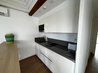 Lloguer Pis  Carrer valència. Ático con terraza y vistas cerca de la playa