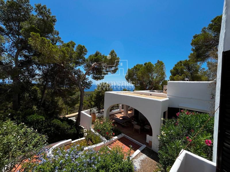 Foto 7b62c77d-0747-452c-9b4b-ee23cddfeede. Alquiler chalet casa con vistas panorámicas y piscina en Es Cubells en Sant Josep de sa Talaia