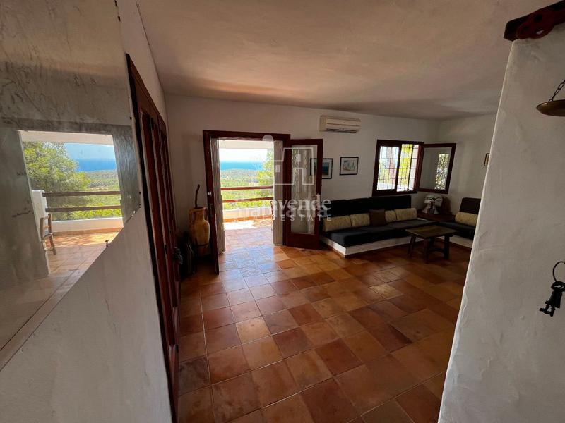 Foto cd39ad76-b8e2-4732-b3a7-6c525130ffd8. Alquiler chalet casa con vistas panorámicas y piscina en Es Cubells en Sant Josep de sa Talaia