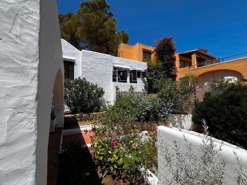 Foto d08f1a69-ebb7-426e-97fd-9f683551063a. Alquiler chalet casa con vistas panorámicas y piscina en Es Cubells en Sant Josep de sa Talaia