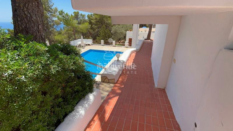 Foto f9109b9f-ae70-4e53-a0be-99b96319ea4f. Alquiler chalet casa con vistas panorámicas y piscina en Es Cubells en Sant Josep de sa Talaia