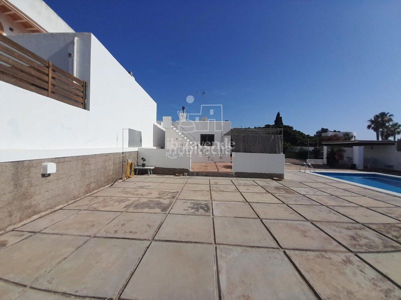 Foto 105748aa-2988-4f4b-911b-5987a57744b4. Casa amb calefacció aparcament piscina a Sant Agustí-Cala de Bou Sant Josep de sa Talaia