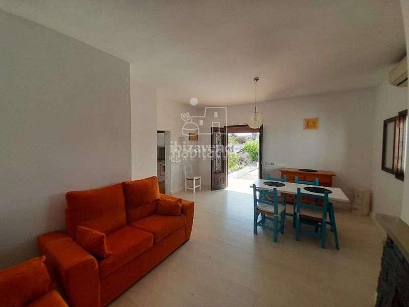 Foto 3f985452-3ee6-425d-a289-ebaea730a4c7. Casa amb calefacció aparcament piscina a Sant Agustí-Cala de Bou Sant Josep de sa Talaia