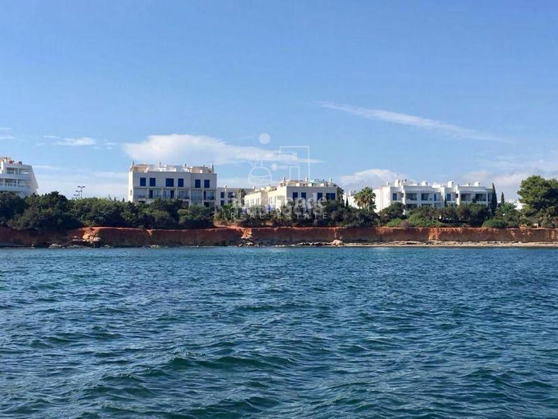 Foto faeff4da-0d89-427a-bb4f-bc96d05597bf. Alquiler piso triplex con vistas al mar en santa eulalia en Santa Eulària